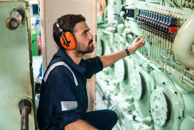 Naval Architecture & Marine Engineering: Program Details